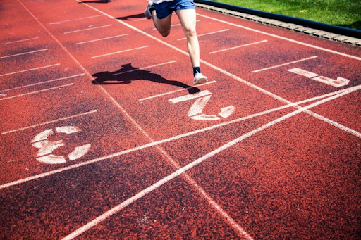 官方：恰尔汗奥卢当选国米10月队内最佳球员